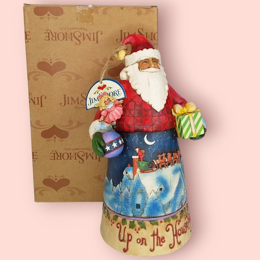 2008 Jim Shore Up On The Housetop Santa Holding Gifts Figurine Winter Scene NEW